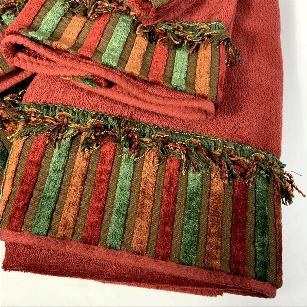 Avanti Linens Vintage 2 Bath 2 Hand 2 Face Towels Embellished Fringe Stripe #G6